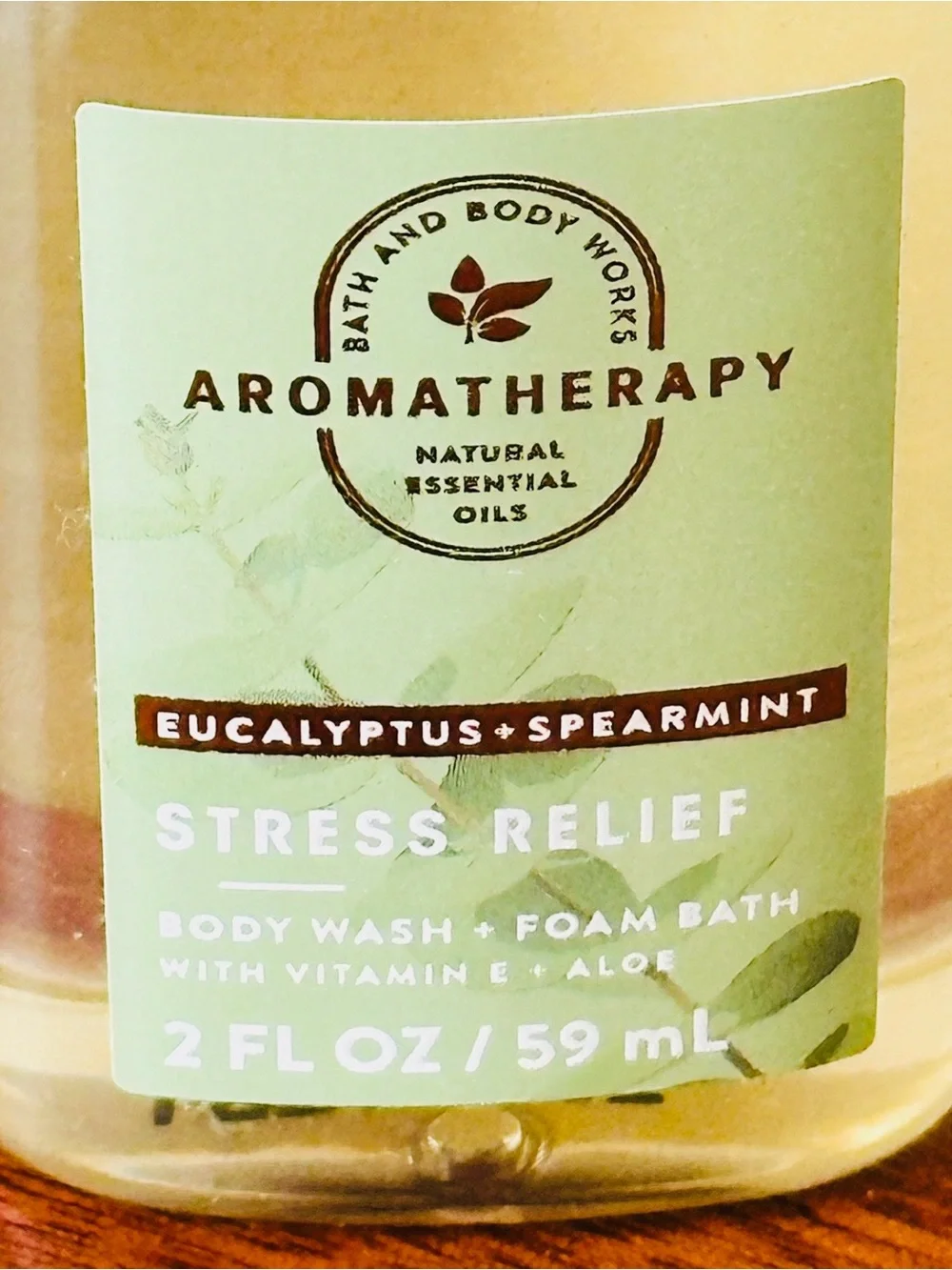 Bath & Body Works Aromatherapy Stress Relief Body Wash - Green, Black